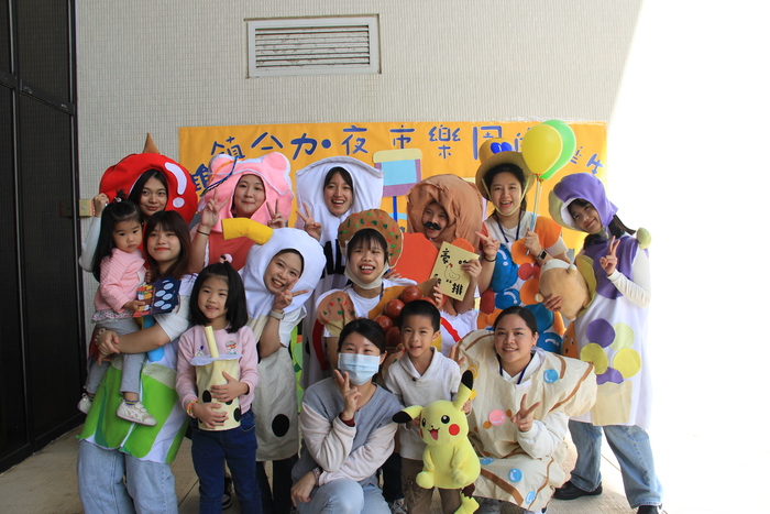 113學年度二技畢業成果展-雙鎮合力 · 夜市樂園的誕生(另開新視窗/jpg檔)圖片