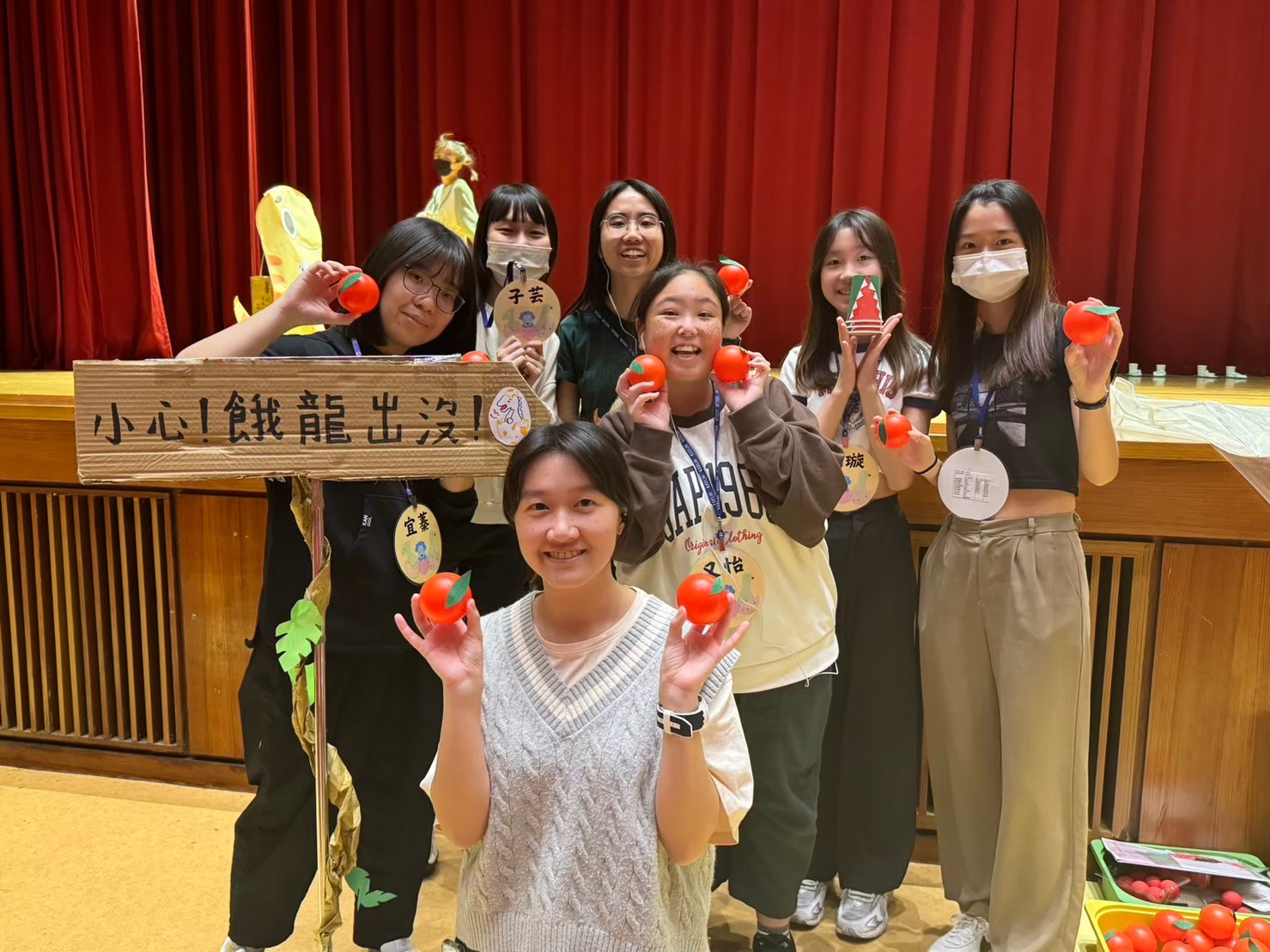 1112二技畢展