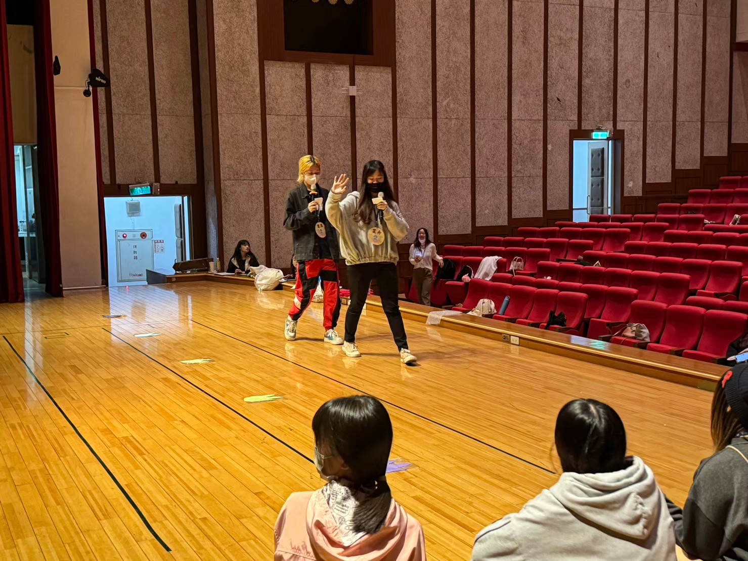 1122二技畢展