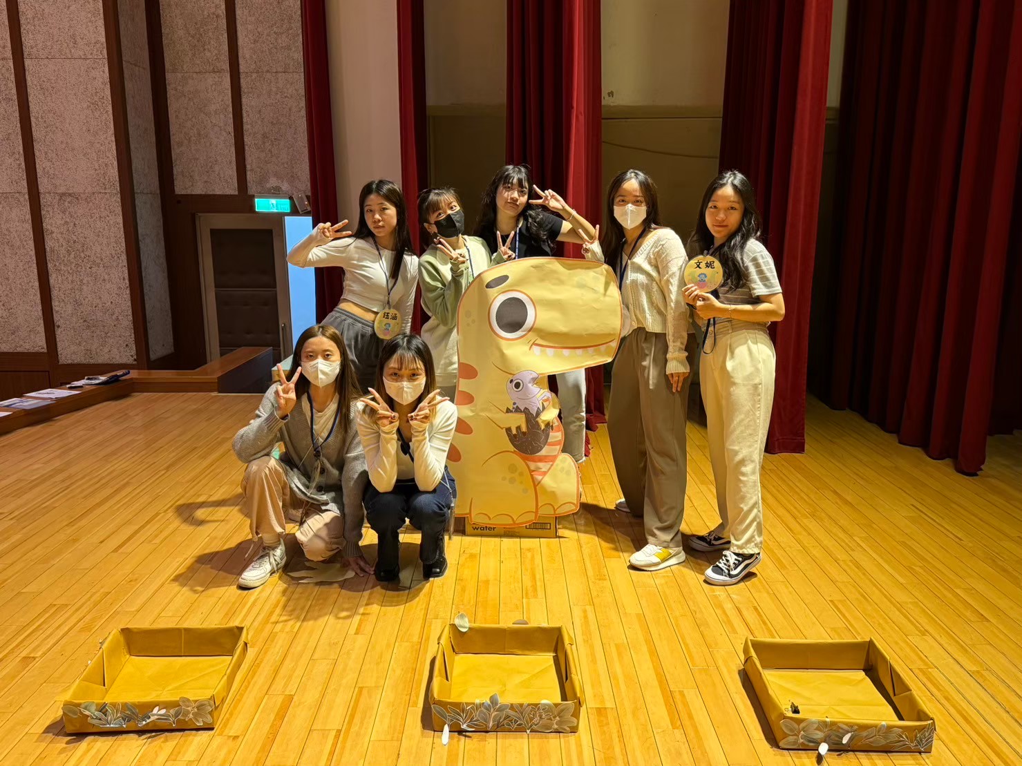 1122二技畢展